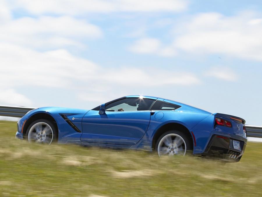  Chevrolet Corvette Stingray Coupe 2013 года  (фото 20 из 25)